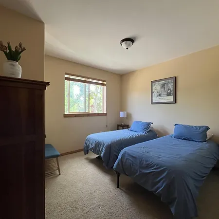 Comfortable&Convenient Truckee Condo